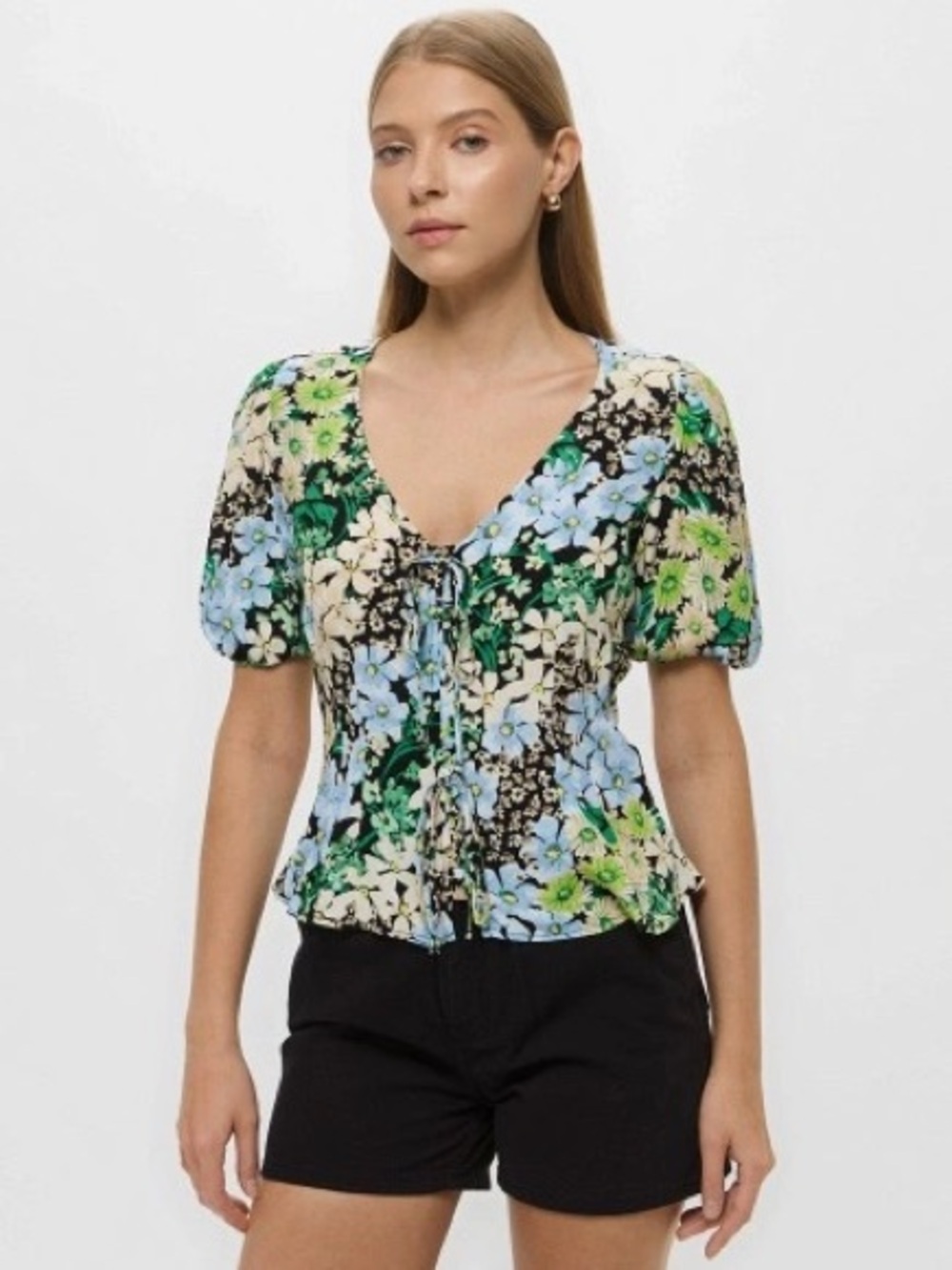 NWOT H&M Floral V-Neck Puff Sleeve Top in Green/Blue
